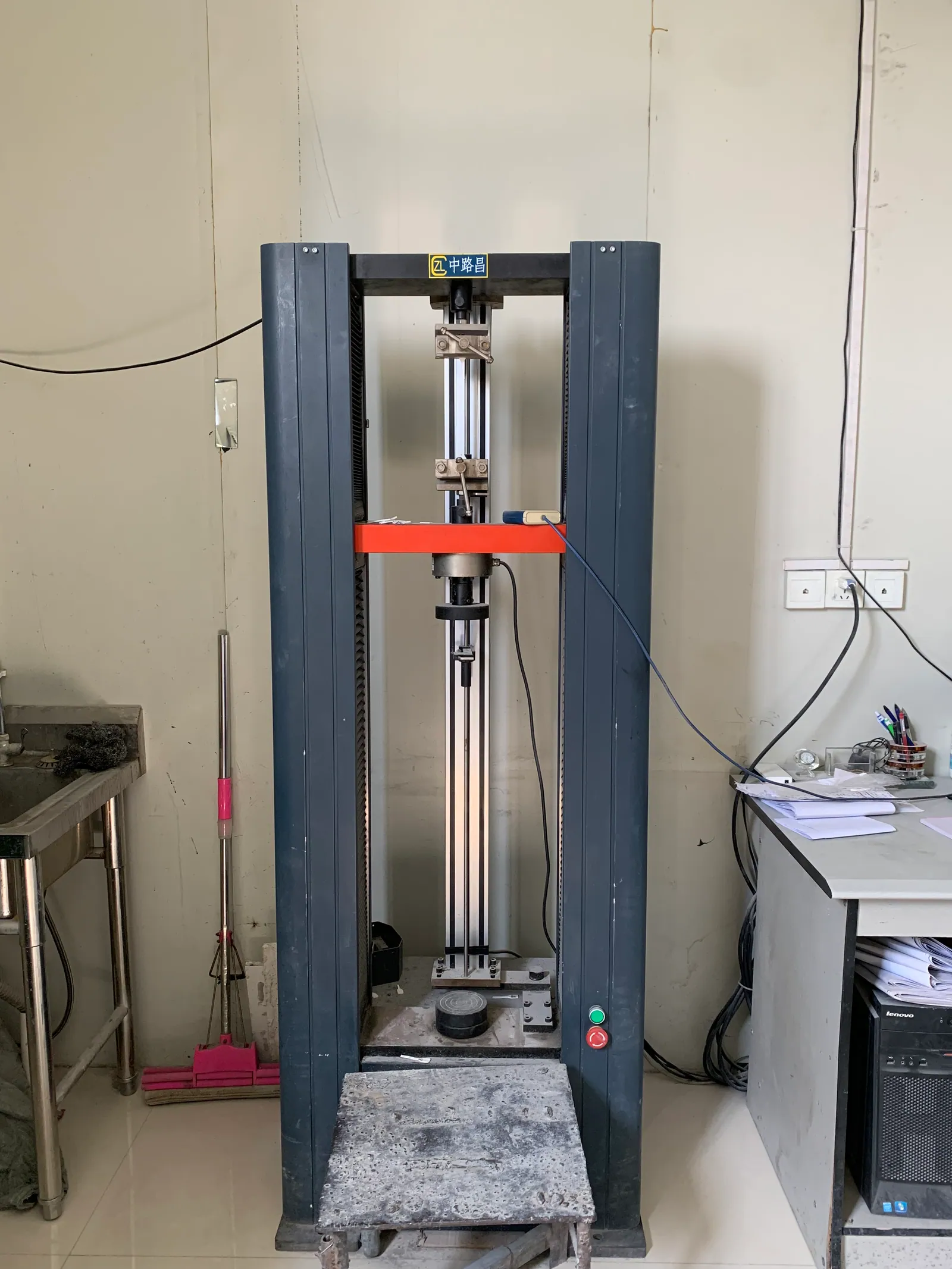 Tensile-testing equipment in the factory testing room